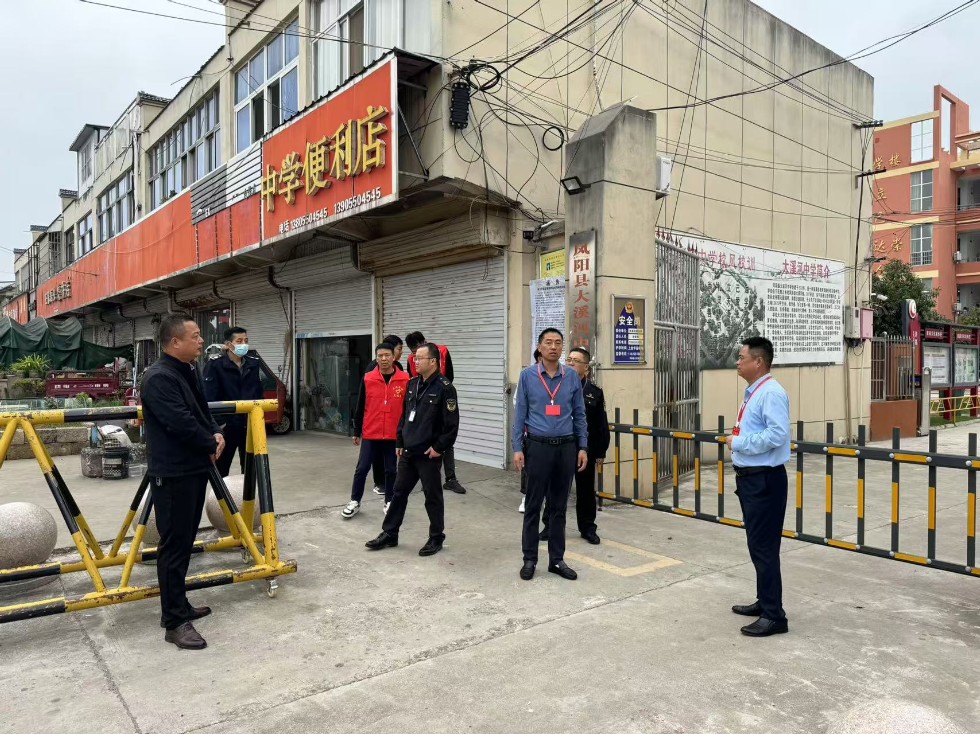 扫黄打非专项行动1.jpg